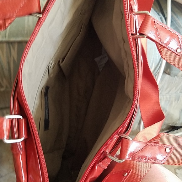 Kenneth Cole Reaction large tote - Picture 4 of 4